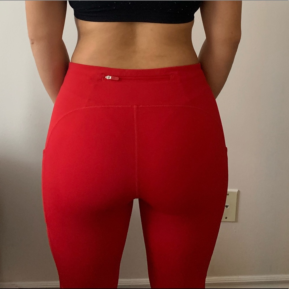 *LIKE NEW* LULULEMON Speed Up Crop Tights 21"